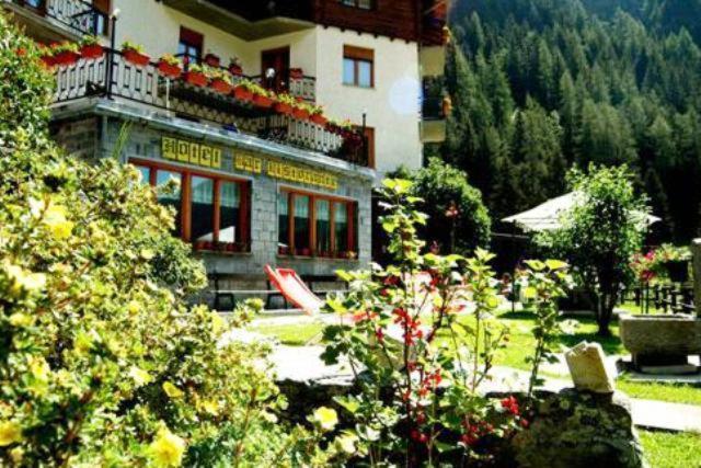 Hotel Le Campagnol Champoluc Exterior photo