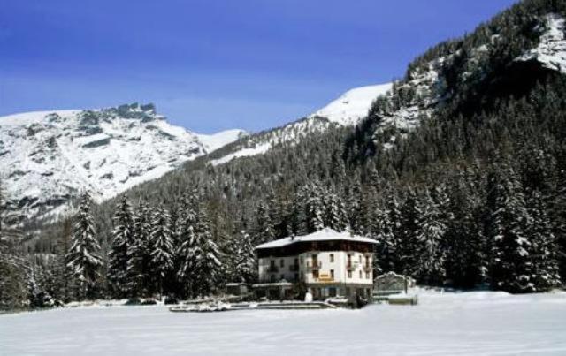 Hotel Le Campagnol Champoluc Exterior photo