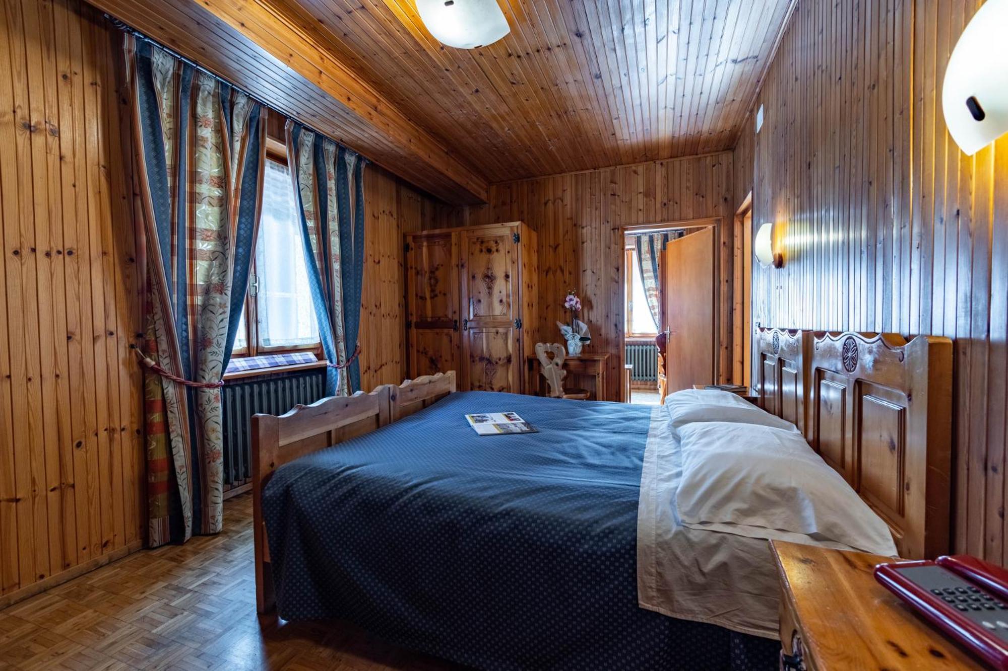 Hotel Le Campagnol Champoluc Exterior photo