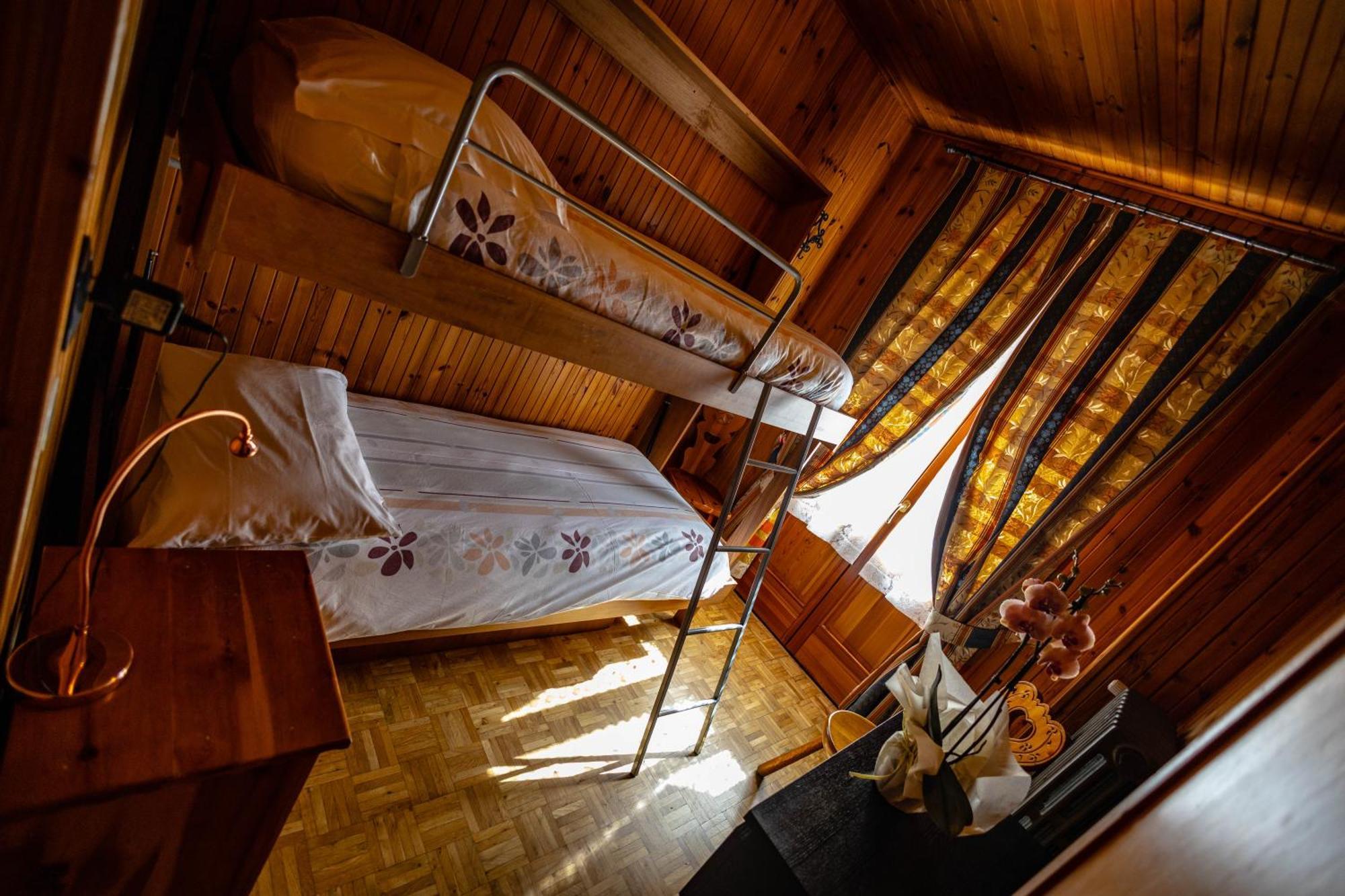 Hotel Le Campagnol Champoluc Exterior photo